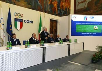 I dati arbitrali della Serie A: calano espulsioni e simulazioni, solo 17 errori con la VAR