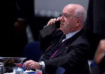 A Zurigo si elegge il nuovo presidente della FIFA: cinque candidati in corsa