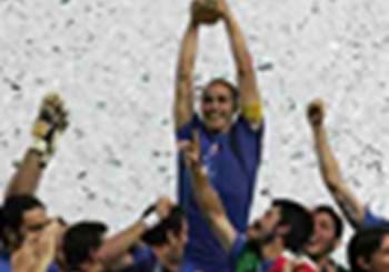 Pallone d’oro e campione del Mondo, Cannavaro taglia il traguardo dei 40