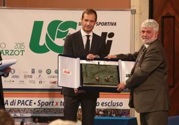Consegnato ad Allegri il Premio Bearzot: “Un anno straordinario per il calcio italiano”