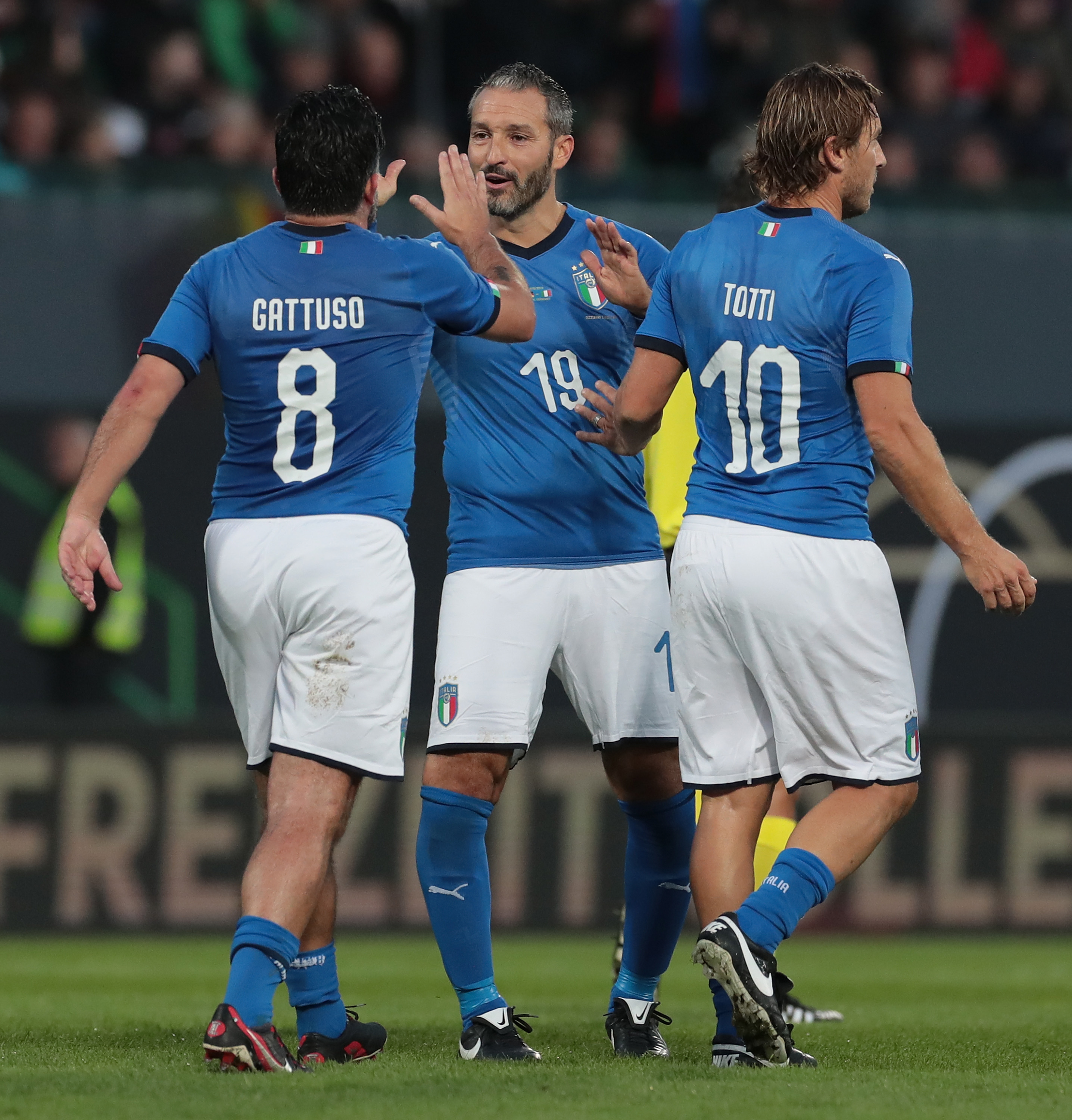 Italy store soccer legends