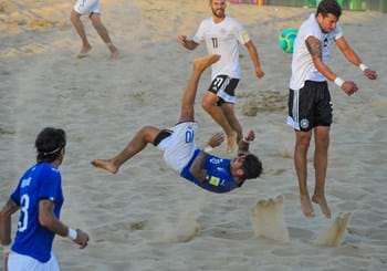 Verso l’Europeo. Riparte il Beach soccer Azzurro: Del Duca convoca 20 giocatori per un raduno a Tirrenia