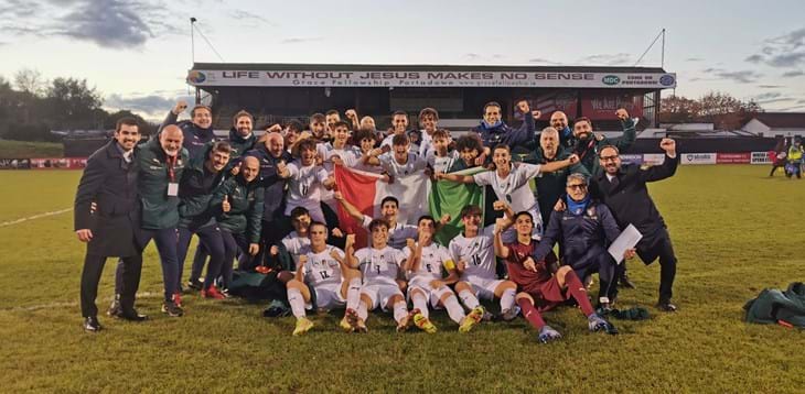 Qualificazioni europee. Terza vittoria per l’Italia: 3-0 alla Scozia e primato in classifica. Corradi: