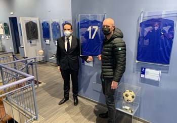 La maglia Azzurra numero 17 di Re Cecconi donata al Museo del Calcio