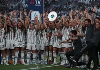 Juventus premiata allo ‘Stadium’ per la vittoria del campionato. Gravina: “Un traguardo storico”