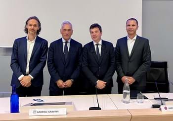 Licenze e sostenibilità finanziaria, UEFA e FIGC a confronto con i Club