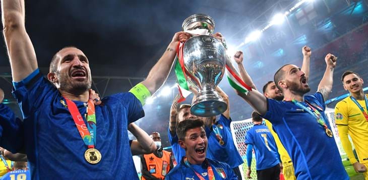 Nuovamente a casa: dal 5 ottobre la Coppa dell’Europeo torna in esposizione al Museo del Calcio