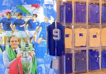 Museum of Calcio remembers Gianluca Vialli: his number 9 shirt displayed at the entrance 