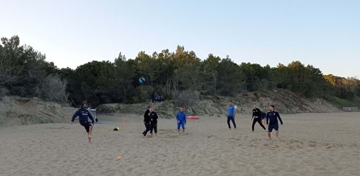 Corso Grassroots Level E per Istruttori di Beach Soccer: prima lezione pratica