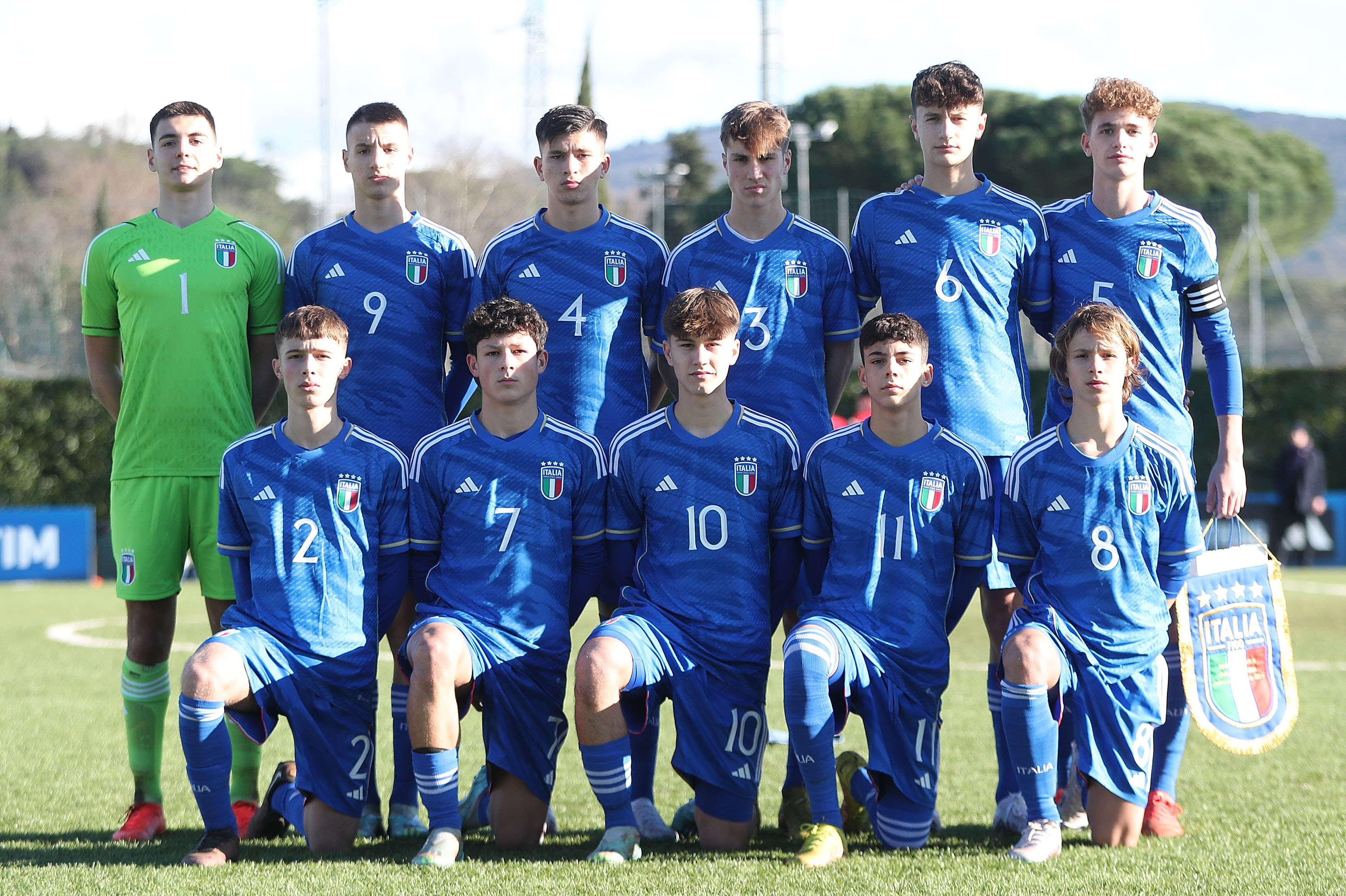 Le Azzurrine tornano in campo per il torneo di Gradisca d'Isonzo: Schiavi  convoca 22 giocatrici, esordio con la Macedonia