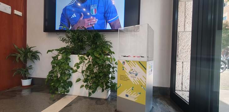Progetto TappiAMO, 45 chili di tappi raccolti nelle tre sedi di Roma della FIGC. Saranno destinati alla Caritas