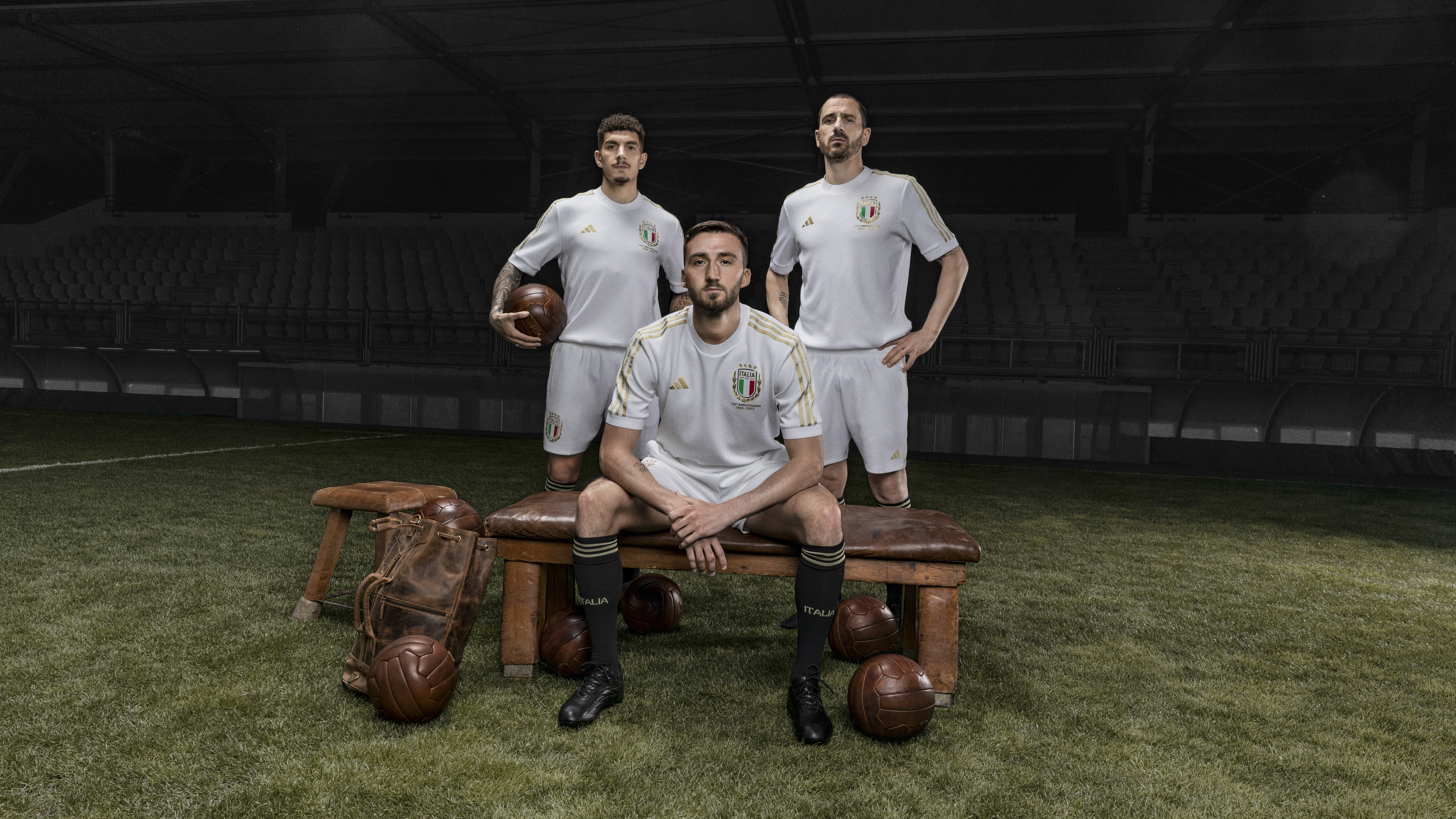pedal Los invitados calidad adidas celebrates the FIGC's 125th anniversary with a special Nations  League kit for the Azzurri | FIGC