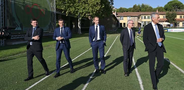UEFA president Ceferin watches the Azzurri train at Coverciano