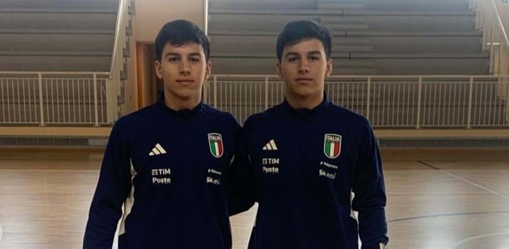 La storia dei gemelli Musumeci, Mario e Giulio a Novarello con gli Azzurrini: “Un sogno da vivere insieme”