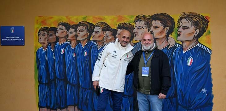 A mural colours the Coverciano walls: the work of street artist Maupal by the Azzurri changing room
