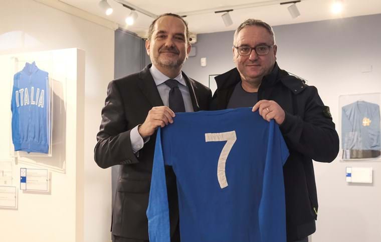 Il Grande Torino rivive al Museo del Calcio di Coverciano: la collezione si arricchisce con la maglia azzurra di Romeo Menti