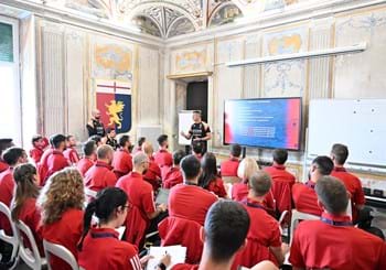 Gli allievi del corso per Preparatore atletico al Genoa per uno stage. Gilardino: “Orgoglioso che siate qui”