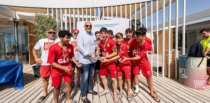 Marina di Eboli, la Polisportiva Santa Maria Cilento vince il Torneo Beach Soccer U15 e vola alla fase interregionale