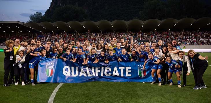 Le Azzurre volano a EURO 2025: il 4-0 alla Finlandia vale la qualificazione e il primo posto nel girone. Soncin: “Serata fantastica”