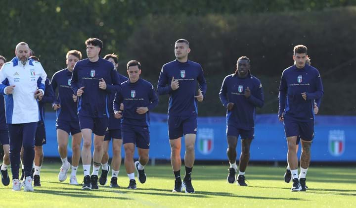 Verso Italia-Germania: primo allenamento ad Appiano Gentile per gli Azzurri 