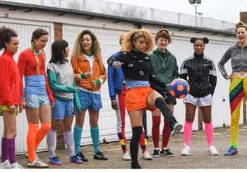 La UEFA lancia Together #WePlayStrong: il calcio vuole diventare il primo sport femminile