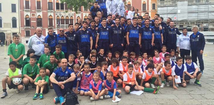 Venezia, gli alunni delle scuole incontrano la Nazionale Under 21