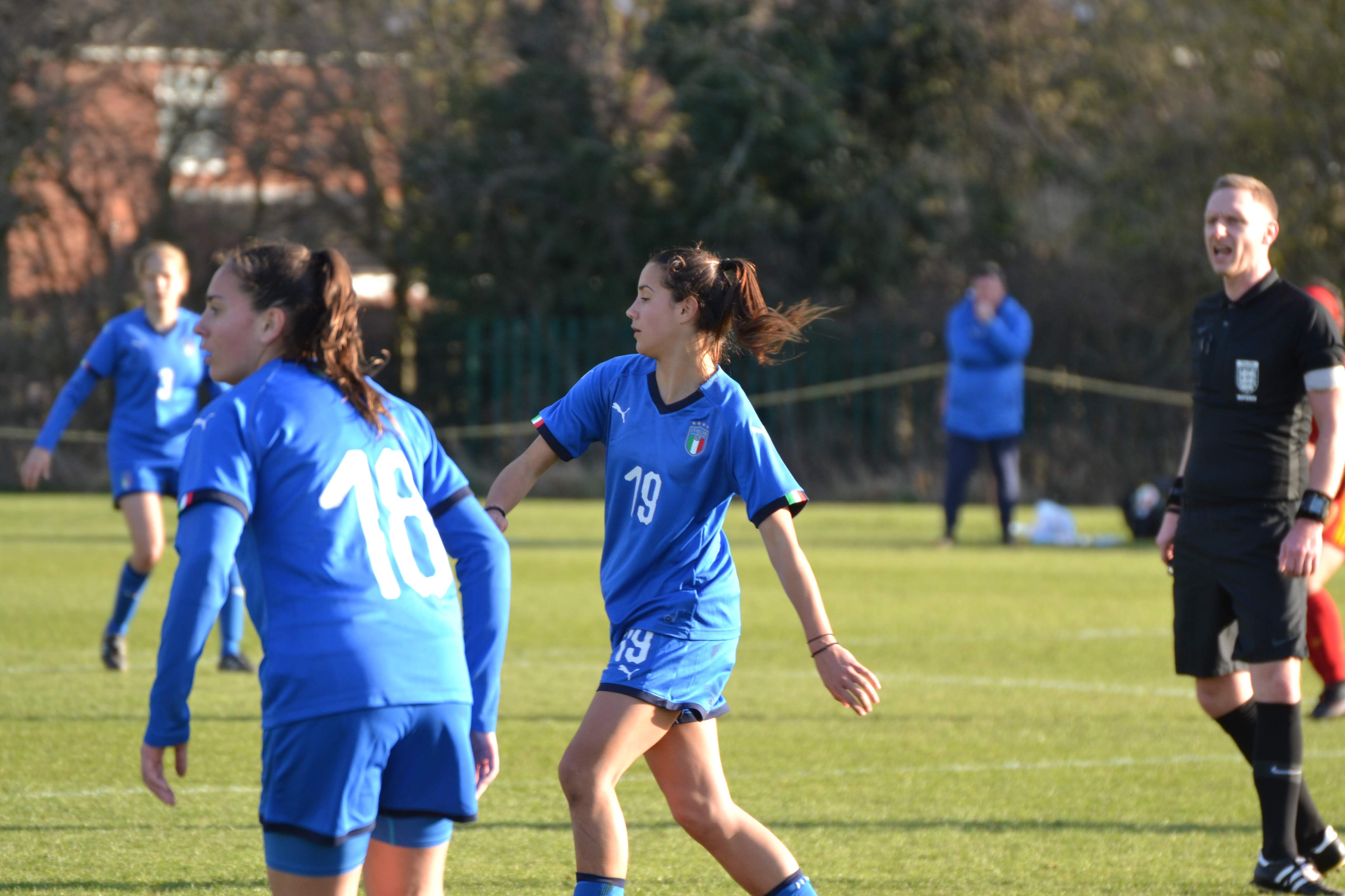 Azzurrine battute dalla Svizzera all'esordio stagionale, a Lugano decide la  doppietta di Di Ieso